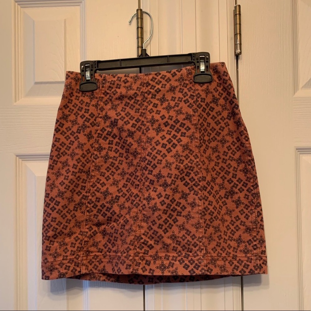 Pencil skirt